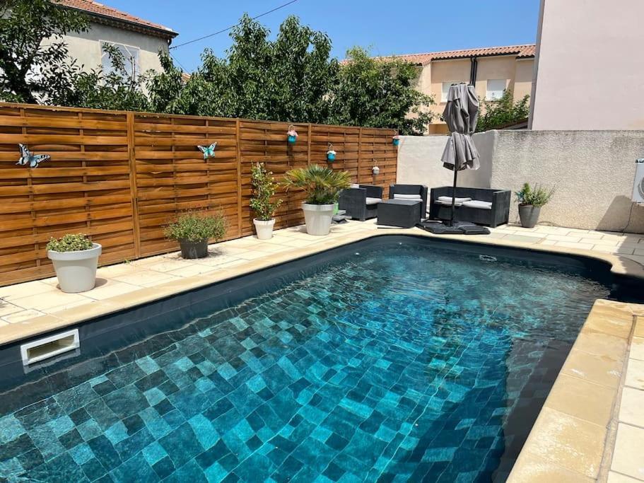 Superbe Studio Neuf Avec Piscine Apartman Montélimar Kültér fotó